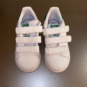 STAN SMITH ADIDAS SIZE 8 TODDLER